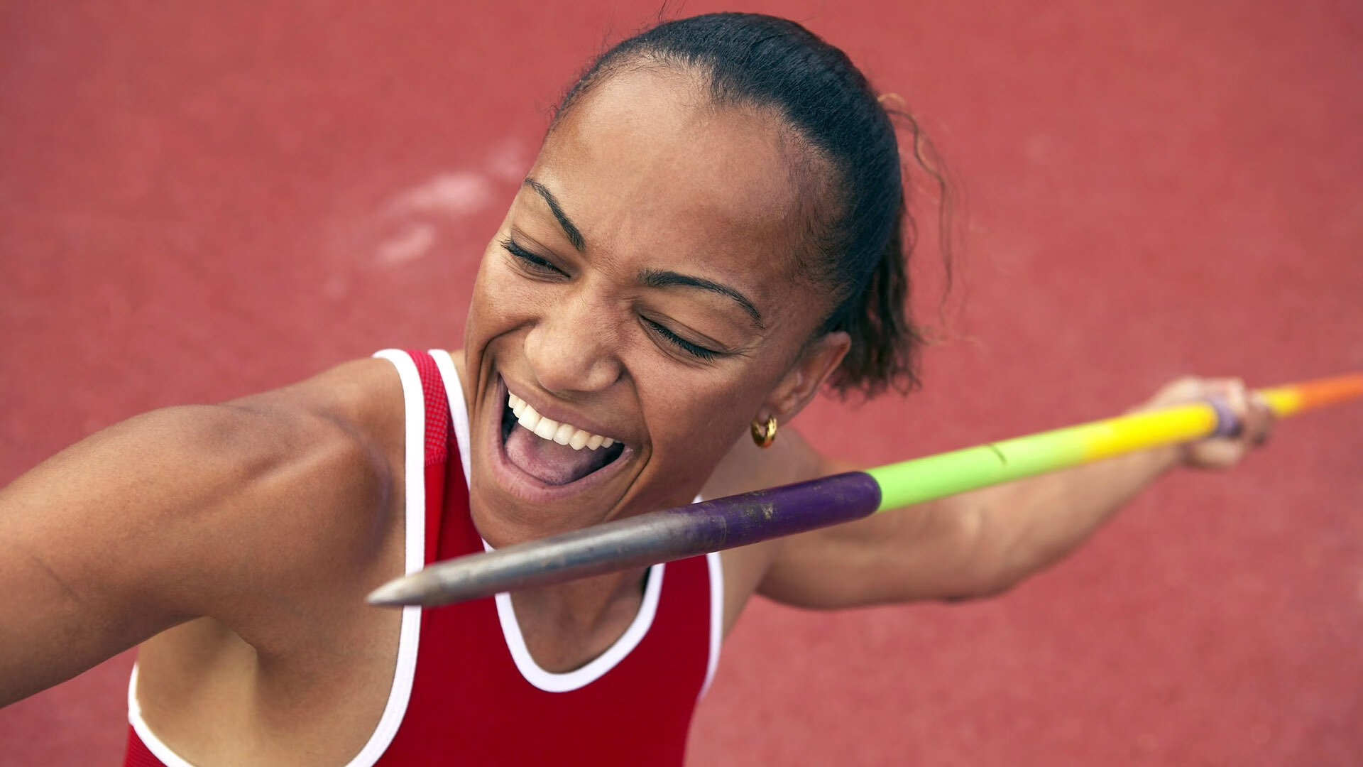 球队备战火爆进行，女足比赛如履薄冰，女足比赛现场